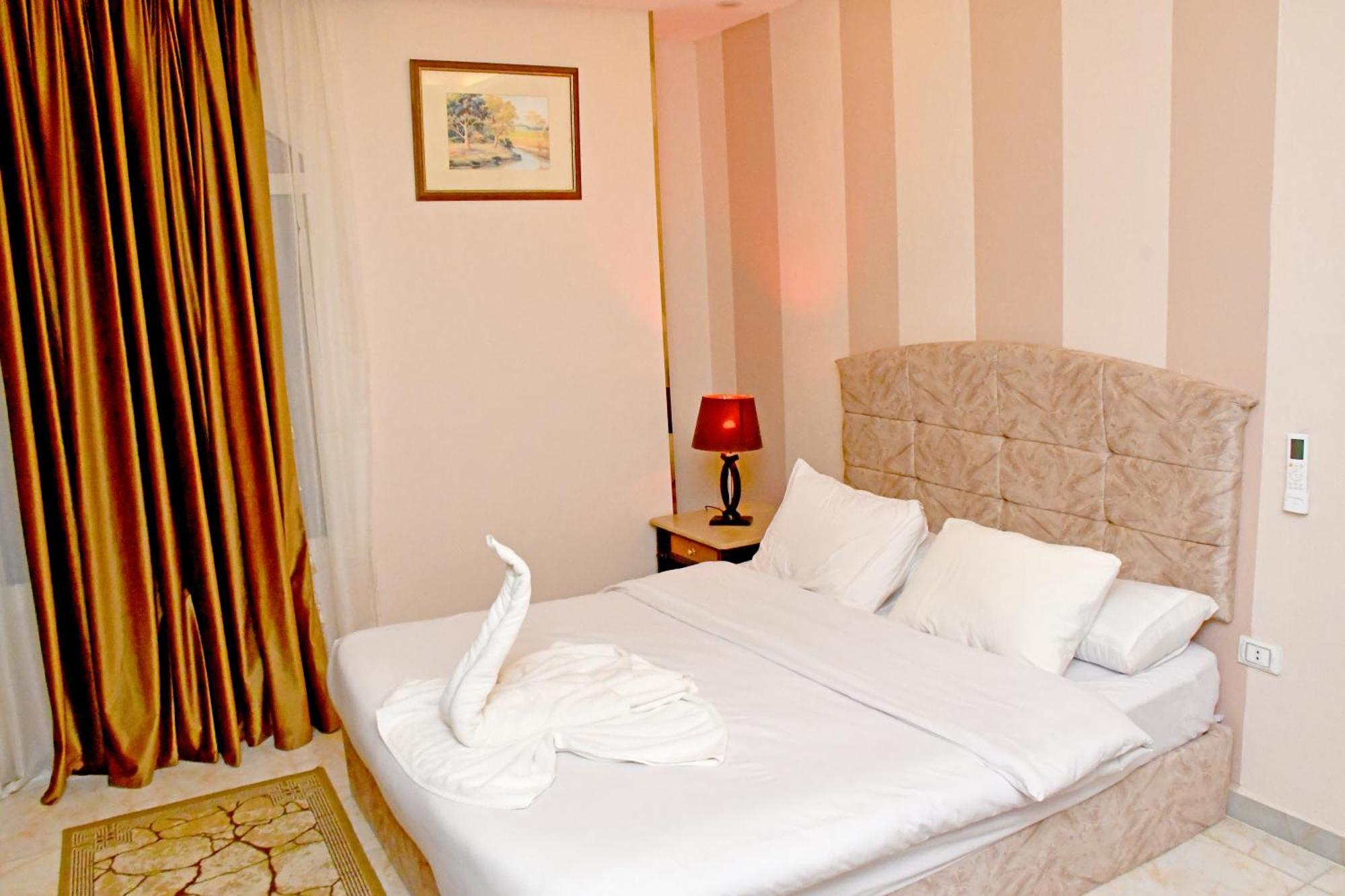 Nun Pyramids Hotel Kafrat al Jabal Room photo