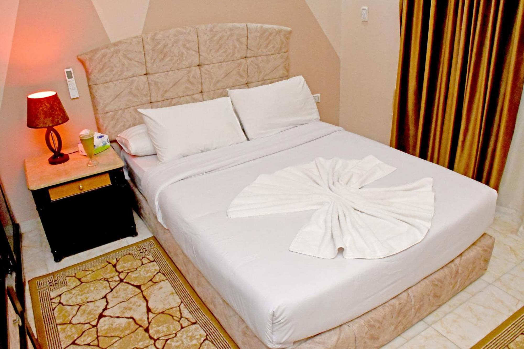 Nun Pyramids Hotel Kafrat al Jabal Room photo