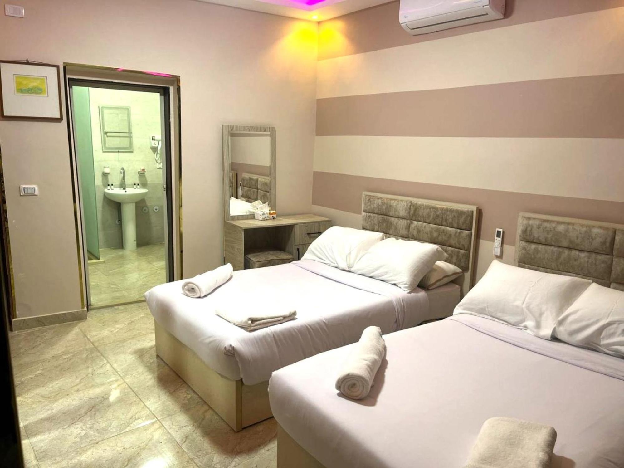 Nun Pyramids Hotel Kafrat al Jabal Room photo